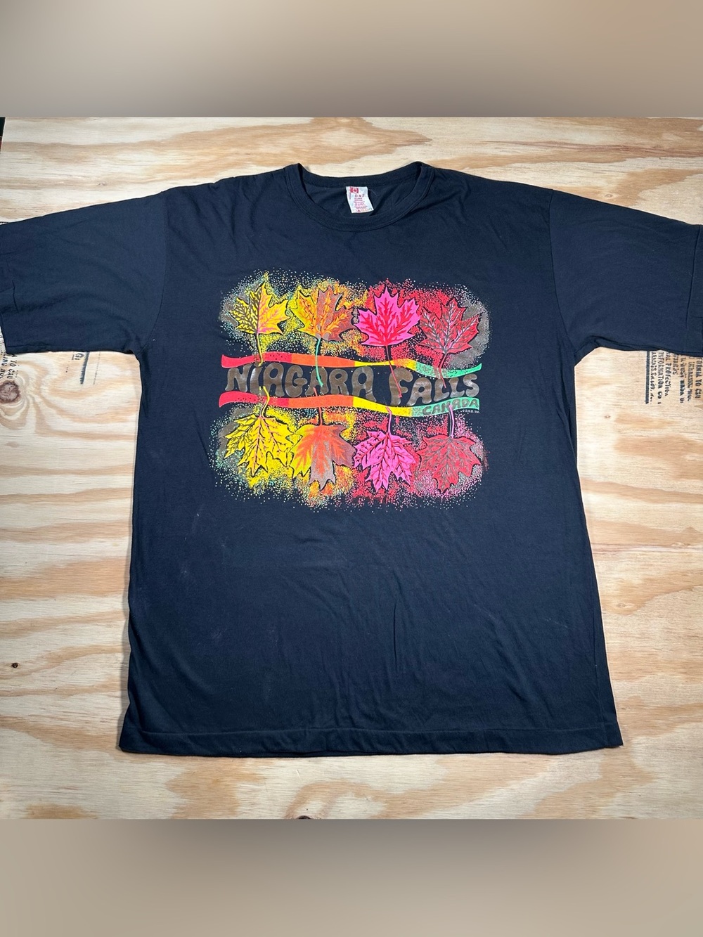 Vintage 90s Niagara Falls Canada Single Stitch T-Shirt OSFA D.N.S. Black Maple L
